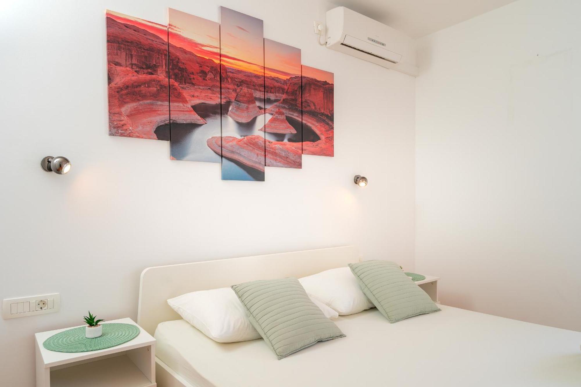 Apartman Lucic *
